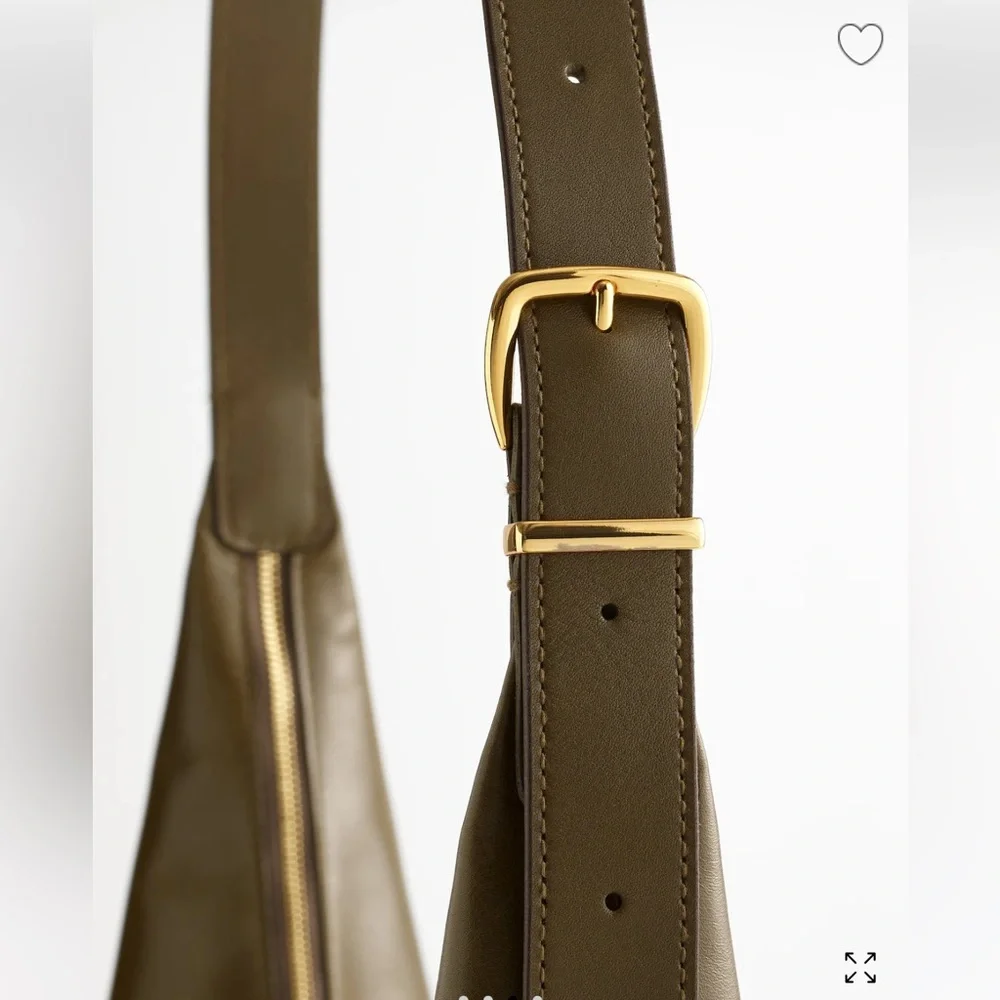 ☕️🍃Madewell The Essential Curve Shoulder Bag in Shaded Green
